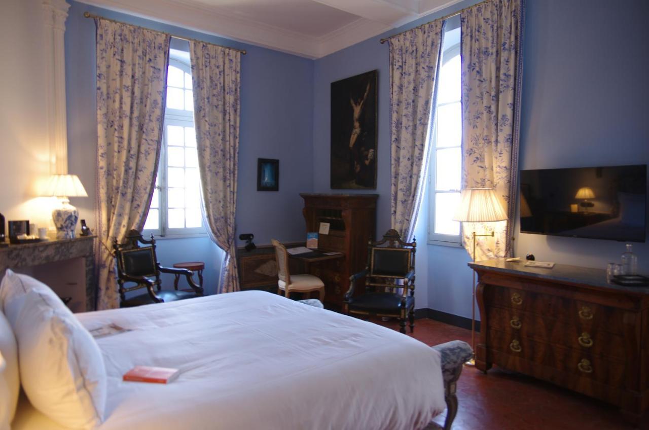 Chateau De Collias Esterno foto